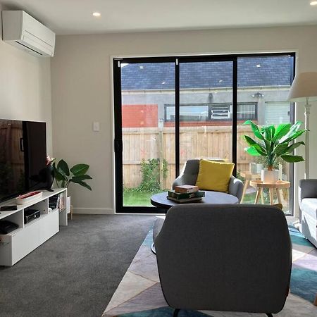 2-Bedroom Ensuite, Close To City, Comfortable, Accessible With Own Parking Christchurch Exterior foto