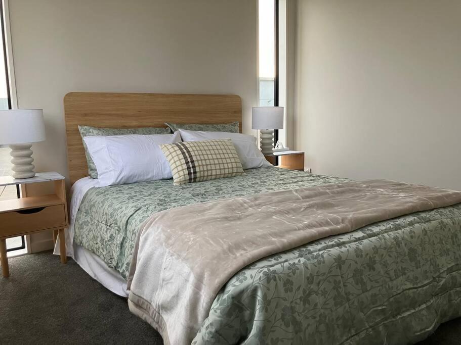 2-Bedroom Ensuite, Close To City, Comfortable, Accessible With Own Parking Christchurch Exterior foto