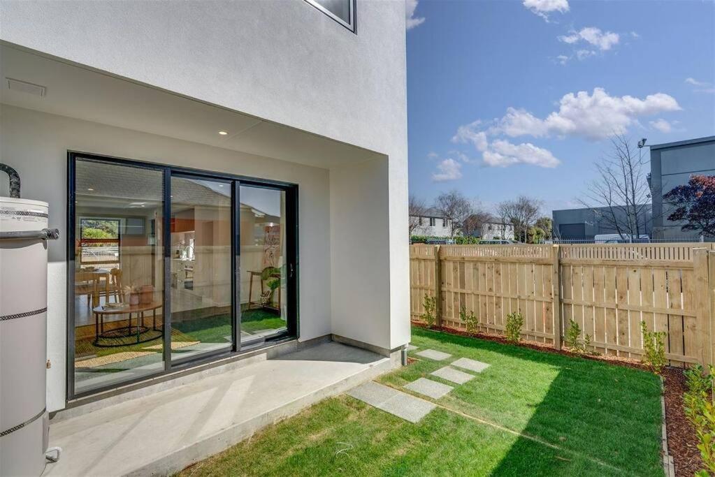 2-Bedroom Ensuite, Close To City, Comfortable, Accessible With Own Parking Christchurch Exterior foto